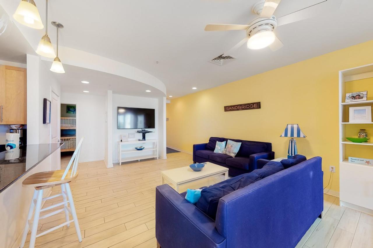 The Sanctuary - Dolphins And Daiquiris 110A Apartment เวอร์จิเนียบีช ภายนอก รูปภาพ