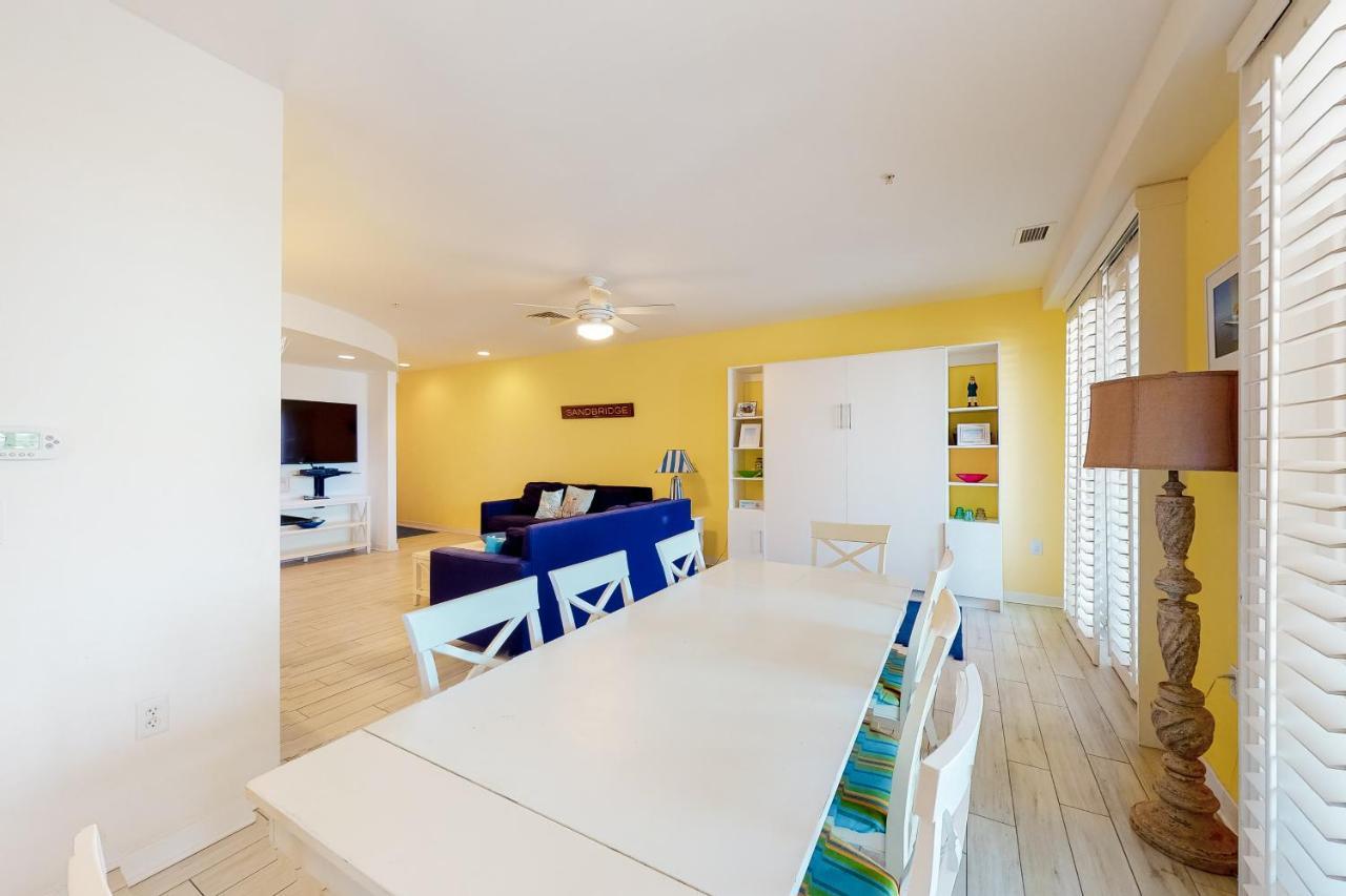 The Sanctuary - Dolphins And Daiquiris 110A Apartment เวอร์จิเนียบีช ภายนอก รูปภาพ
